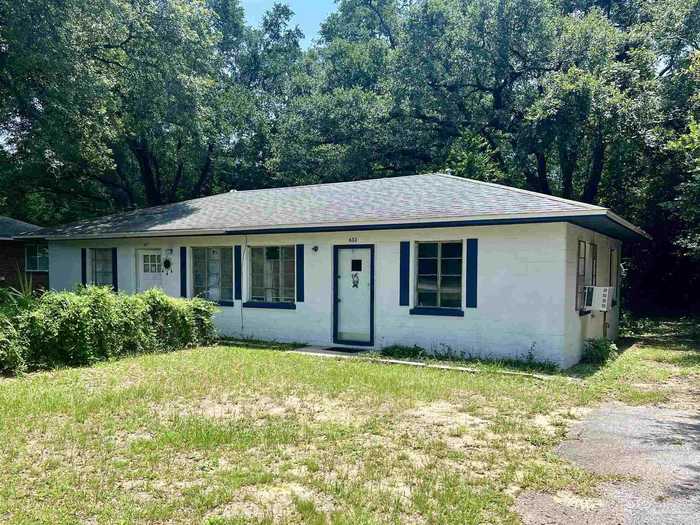 photo 2: 629 Ditmar St, Pensacola FL 32503