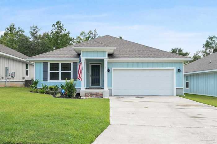 photo 1: 4115 Whitetail Ln, Pensacola FL 32526