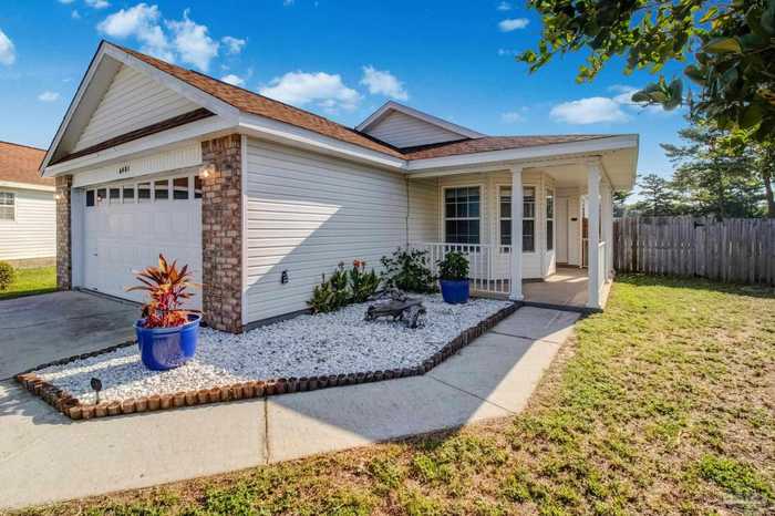 photo 1: 6481 Starfish Cv, Gulf Breeze FL 32563