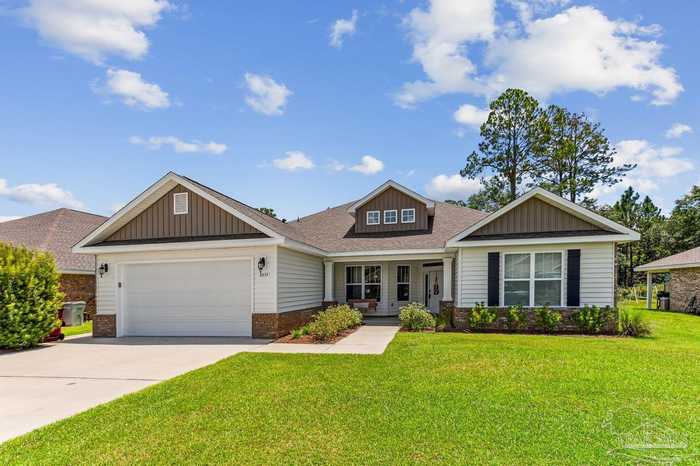 photo 1: 8039 Red Maple Dr, Milton FL 32583