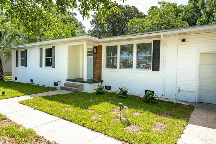 photo 1: 4623 N 12th Ave, Pensacola FL 32503