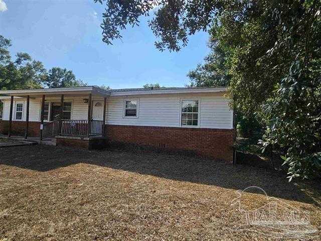 photo 1: 1421 N 69th Ave, Pensacola FL 32526