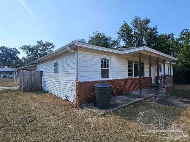 photo 2: 1421 N 69th Ave, Pensacola FL 32526