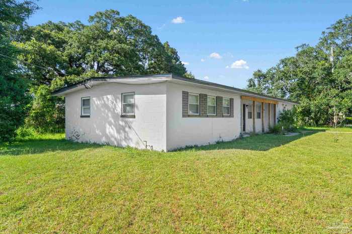 photo 2: 8 Goodman Ln, Pensacola FL 32506