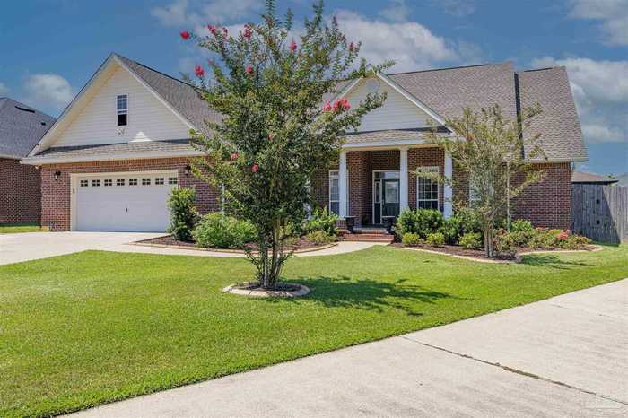 photo 1: 1246 Lear Ct, Cantonment FL 32533