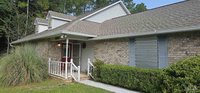 photo 2: 9812 Loquat Dr, Pensacola FL 32506