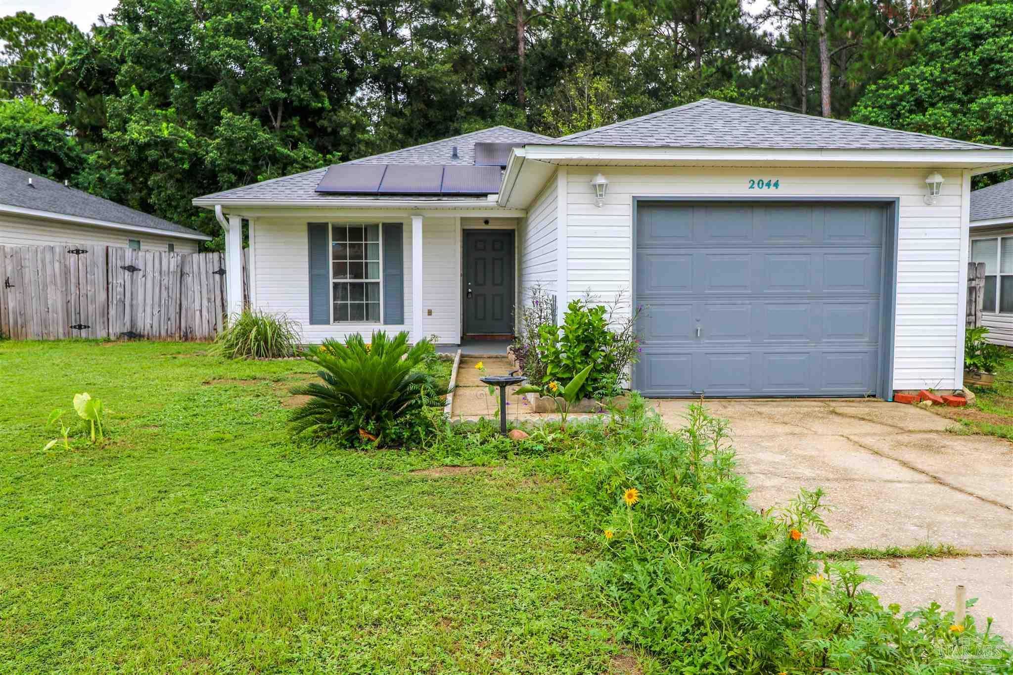 photo 3: 2044 Marquesas Ln, Pensacola FL 32506