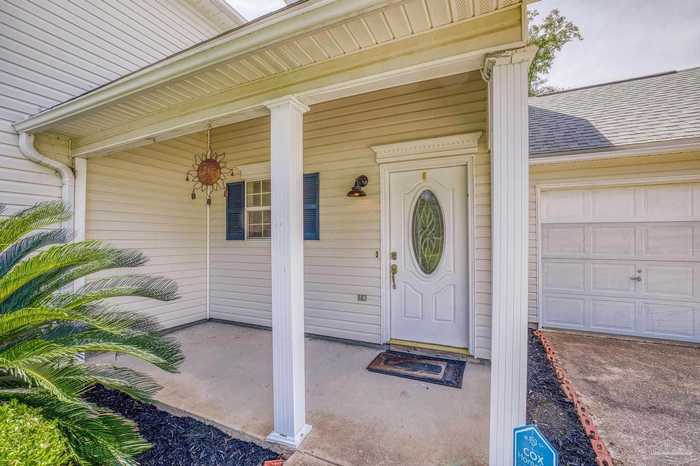 photo 2: 319 Robinhood Ln, Pensacola FL 32526