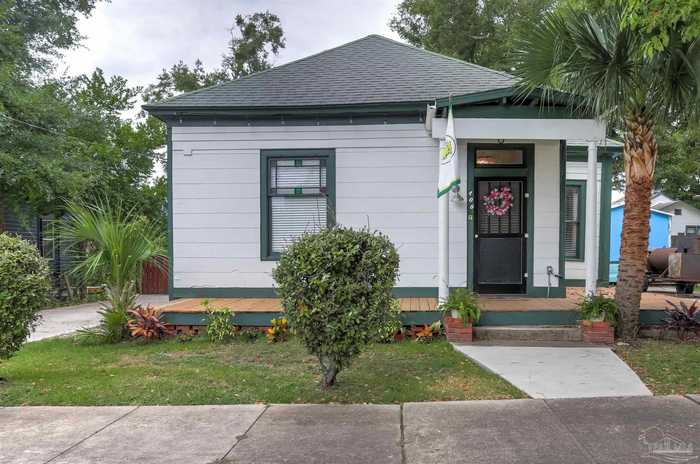 photo 1: 409 N 6th Ave, Pensacola FL 32501