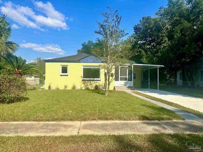 photo 1: 504 W Sunset Ave, Pensacola FL 32507