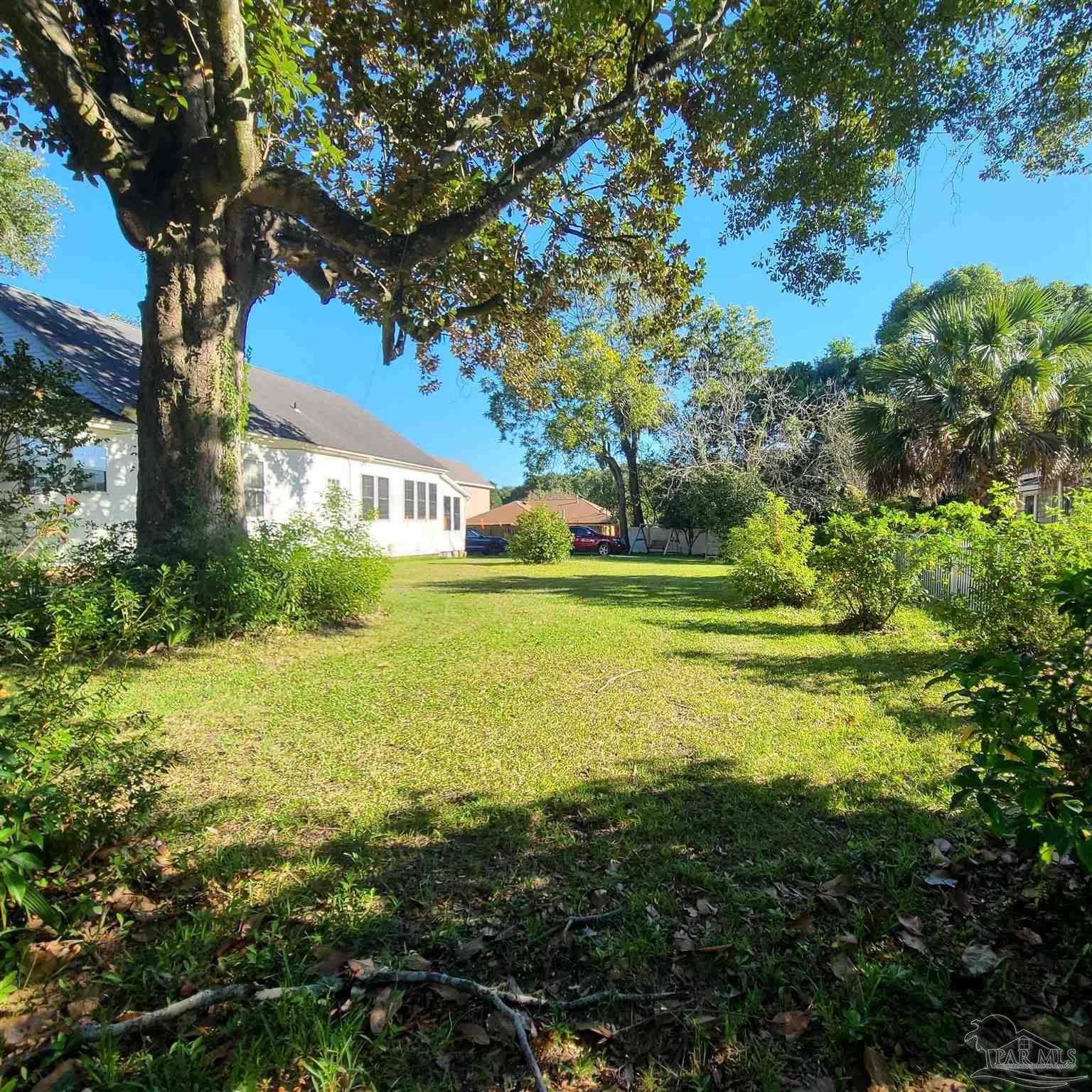 photo 3: 900 E Moreno, Pensacola FL 32503