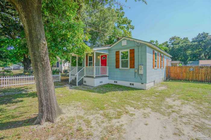 photo 2: 19 E Carver Dr, Pensacola FL 32507