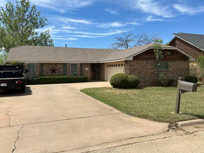 photo 1: 3209 Irving, Snyder TX 79549