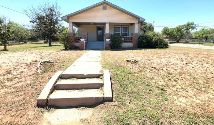 photo 2: 3101 Ave V, Snyder TX 79549