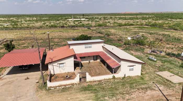 photo 2: 15404 E County Rd 107, Stanton TX 79782