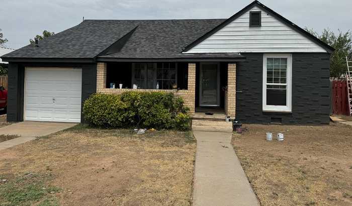 photo 1: 1205 Runnels St, Big Spring TX 79720