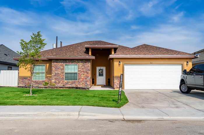 photo 1: 1509 Redbud Ave, Pecos TX 79772