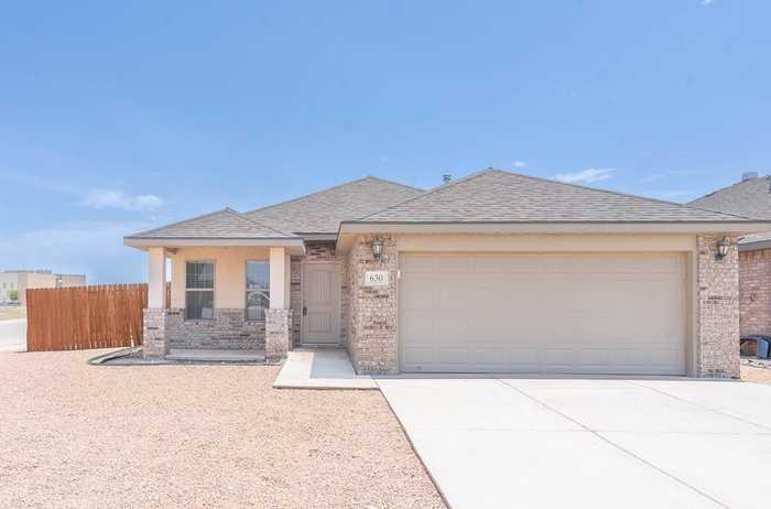 photo 1: 630 Memorial Ct, Midland TX 79706