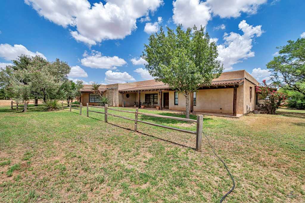 photo 3: 2168 County Rd 3151, Stanton TX 79782