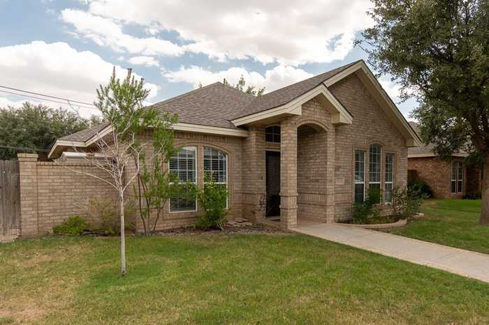 photo 2: 3111 Southridge Court, Midland TX 79705