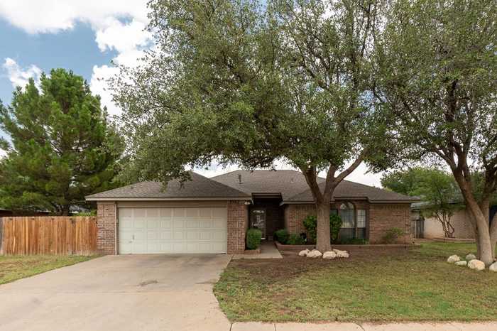 photo 1: 3502 Oakmont Dr, Midland TX 79707