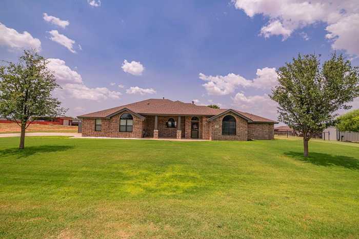 photo 1: 2704 S County Rd 1068, Midland TX 79706