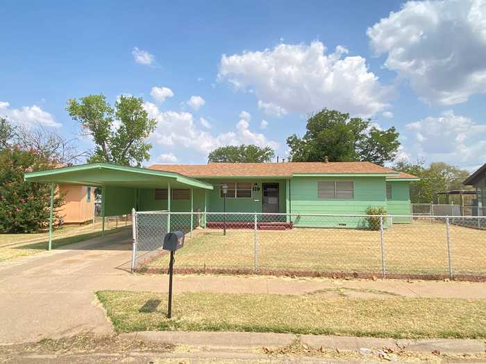 photo 1: 119 Browning, Snyder TX 79549