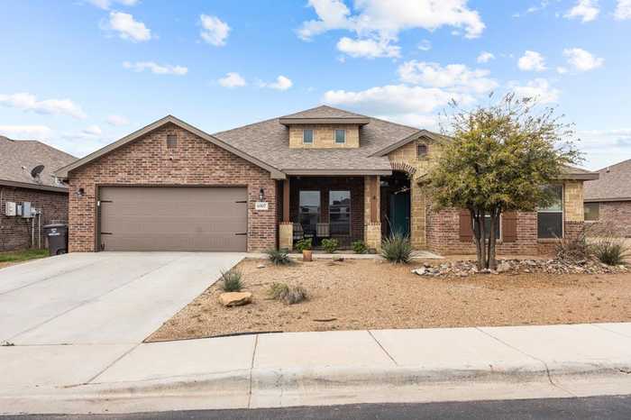 photo 1: 6907 Yellow Rose Ct, Midland TX 79705