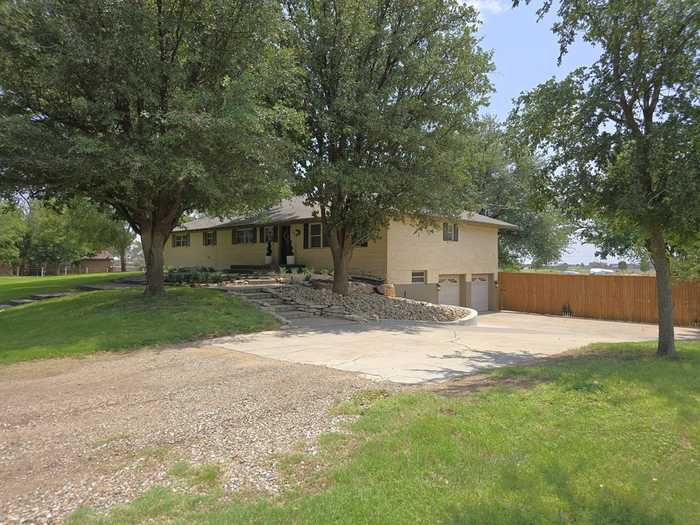 photo 2: 523 Carol Lane, Midland TX 79705