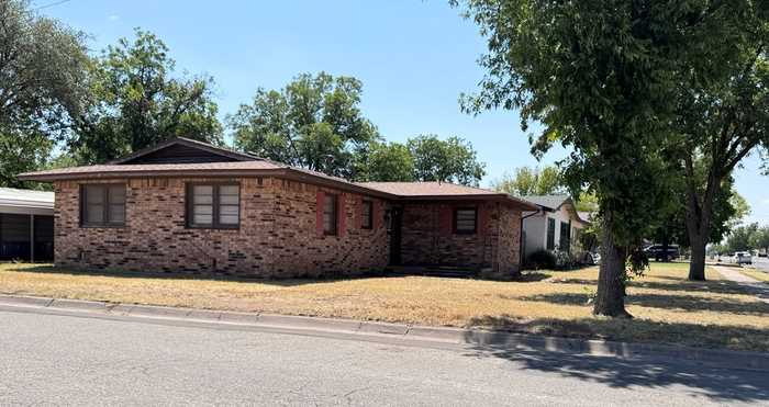 photo 2: 2100 42nd St, Snyder TX 79549