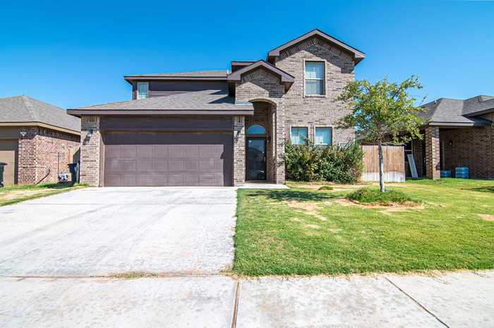 photo 1: 1707 Twin Falls Dr, Odessa TX 79762