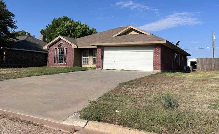 photo 2: 4003 Midland Ave, Snyder TX 79549