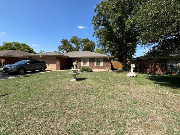 photo 1: 3411 44th St, Snyder TX 79549