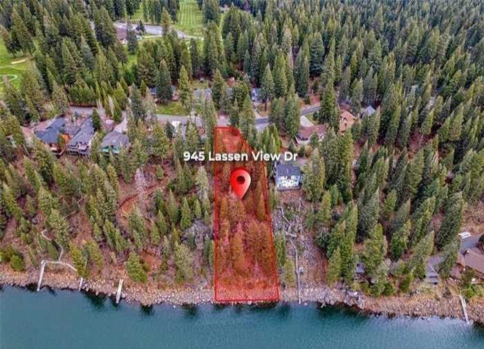 photo 2: 945 Lassen View Drive, Lake Almanor CA 96137