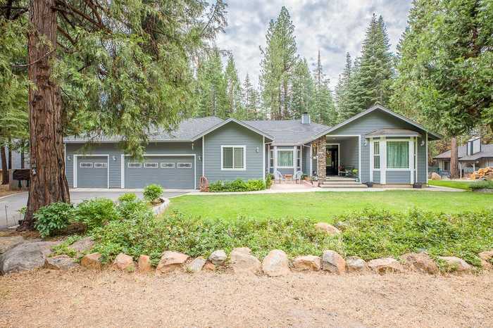 photo 1: 314 Raccoon Trail, Lake Almanor West CA 96020