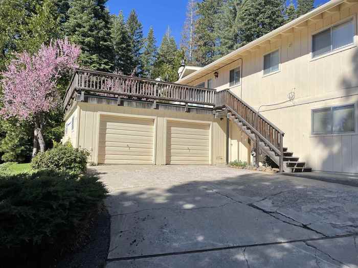 photo 2: 701 Timber Ridge Road, Lake Almanor CA 96137