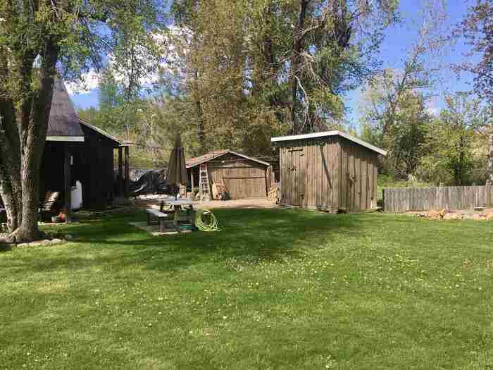 photo 2: 491 Fourth Avenue, Chester CA 96020