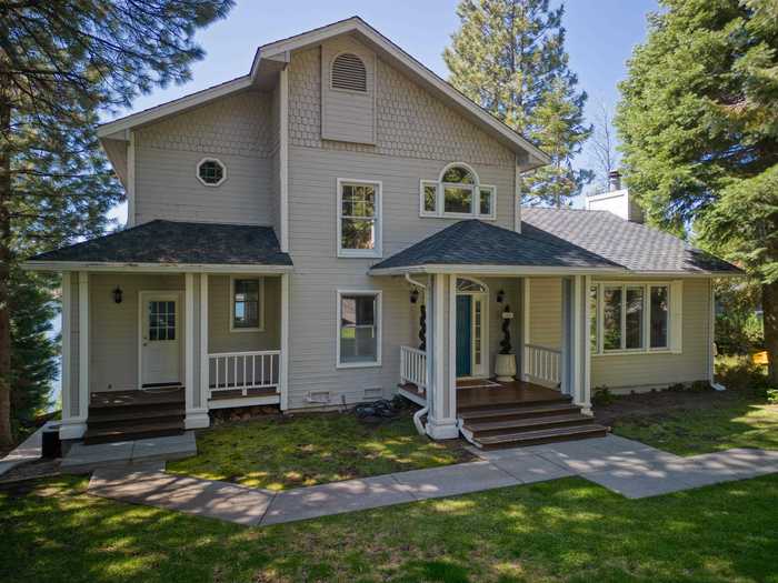 photo 2: 163 Lake Almanor West Drive, Lake Almanor West CA 96020