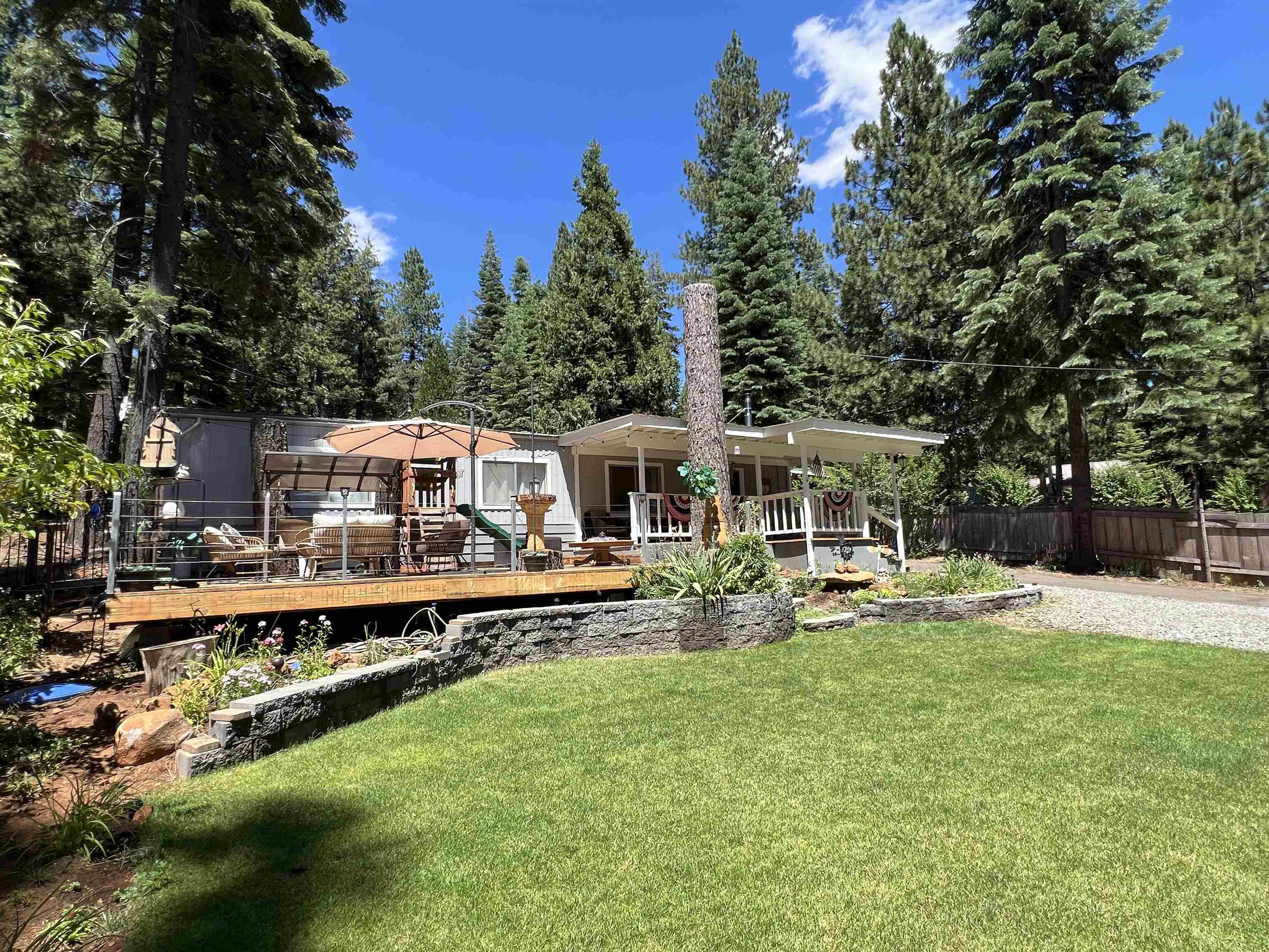 photo 3: 141 Peninsula Drive, Lake Almanor CA 96137