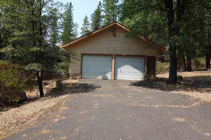 photo 2: 555 Hillside Drive, Quincy CA 95971