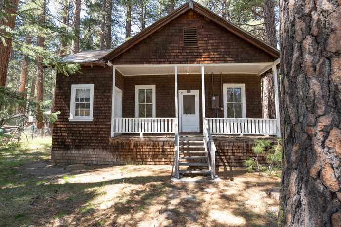 photo 2: 206 Main Street, Calpine CA 96124