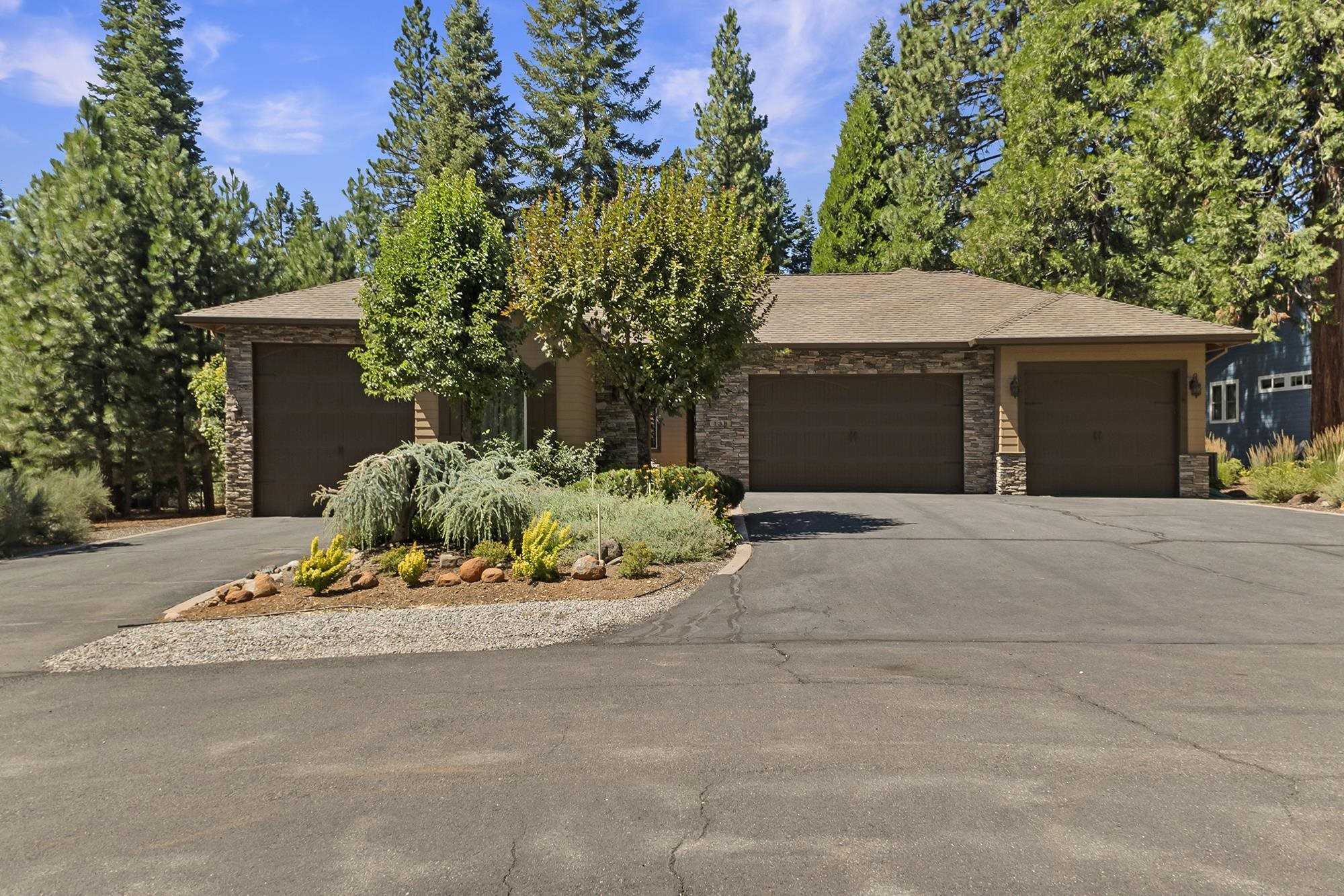 photo 1: 138 Highwood Circle, Lake Almanor CA 96137