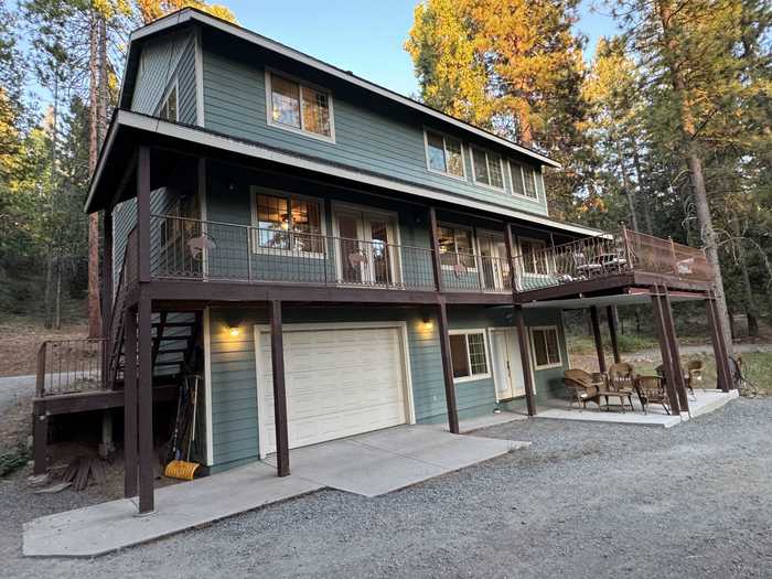 photo 2: 6000 Woodhome Lane, Lake Almanor CA 96137