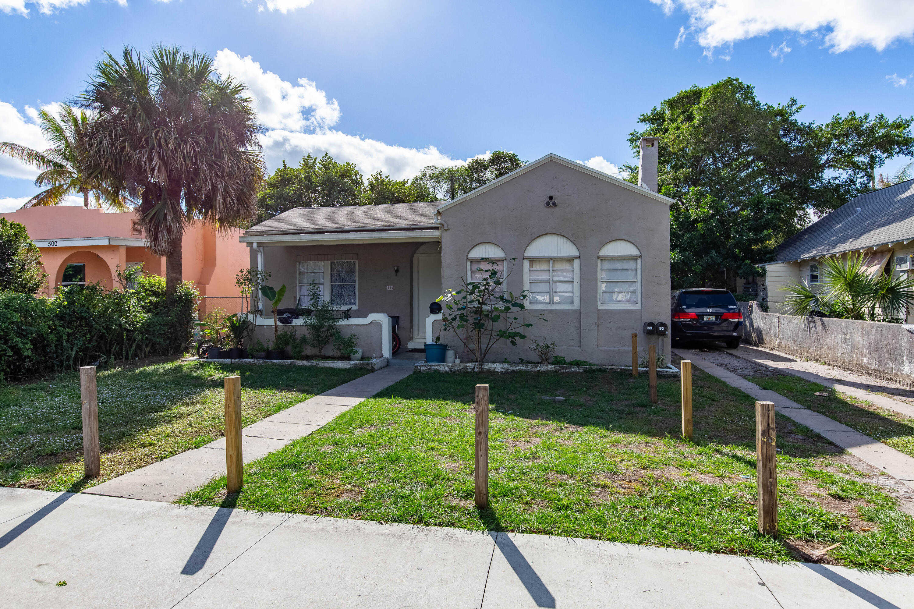 photo 1: 504 El Prado, West Palm Beach FL 33405