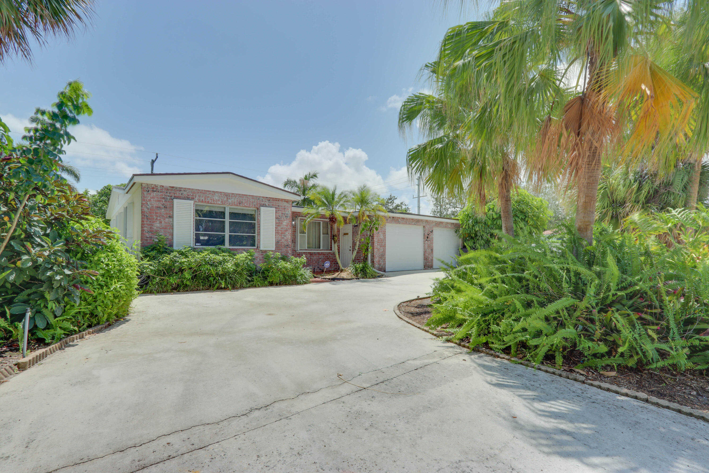 photo 3: 250 Santa Lucia Drive, West Palm Beach FL 33405