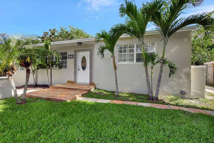 photo 2: 353 Gregory Road, West Palm Beach FL 33405