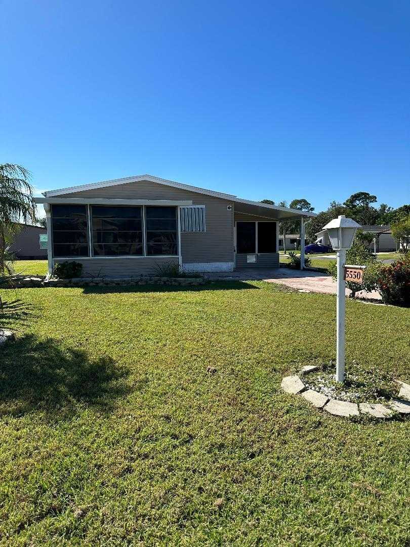 photo 1: 5550 Hemingway Court, Fort Pierce FL 34982