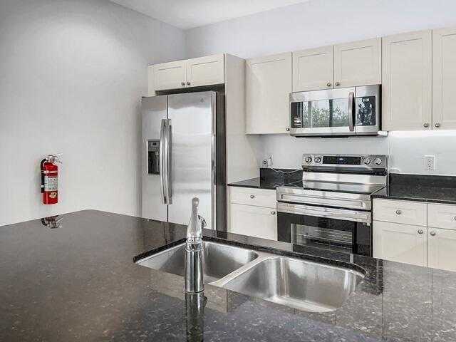 photo 2: 3960 Flagler Drive Unit 305, West Palm Beach FL 33407