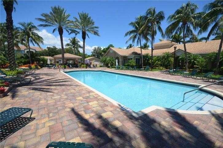 photo 1: 266 Village Boulevard Unit 6202, Tequesta FL 33469