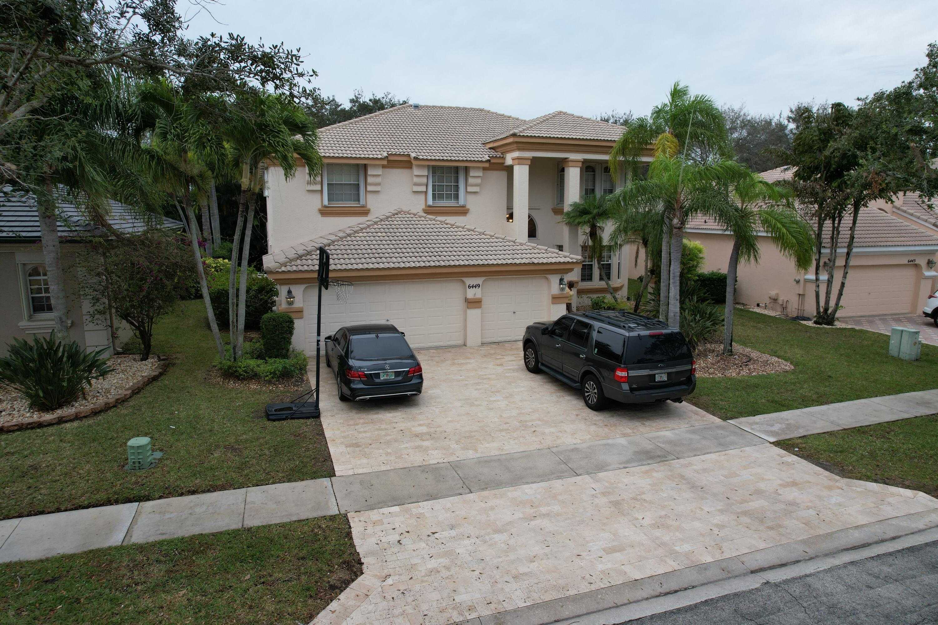 photo 3: 6449 Stonehurst Circle, Lake Worth FL 33467